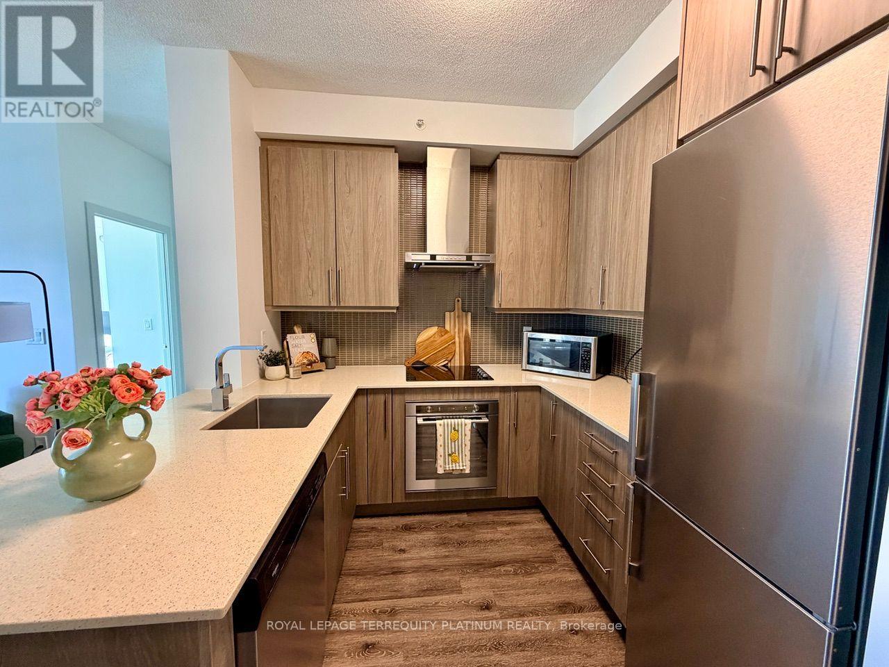 1706 - 2081 Fairview Street, Burlington, Ontario  L7R 0E4 - Photo 5 - W13624794