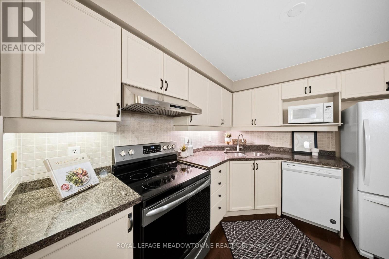 21 - 5530 Glen Erin Drive, Mississauga, Ontario  L5M 6E8 - Photo 10 - W13624820