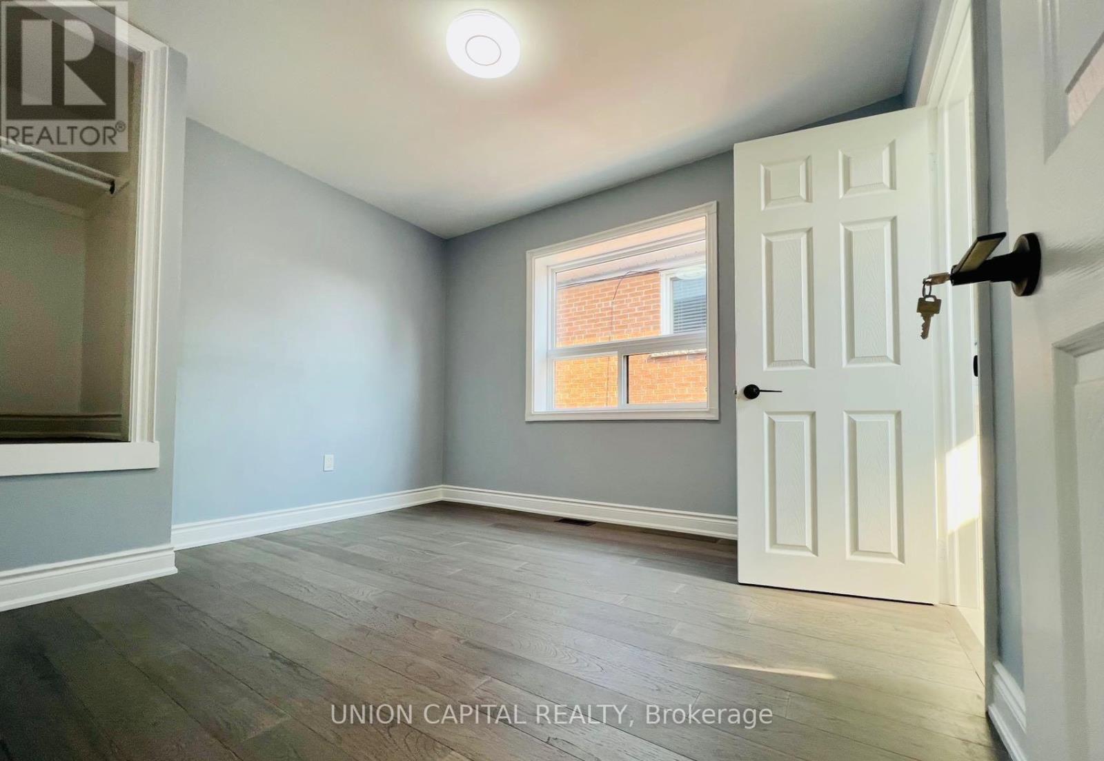 4 - 1342 Weston Road, Toronto, Ontario  M6M 4R5 - Photo 3 - W13624886