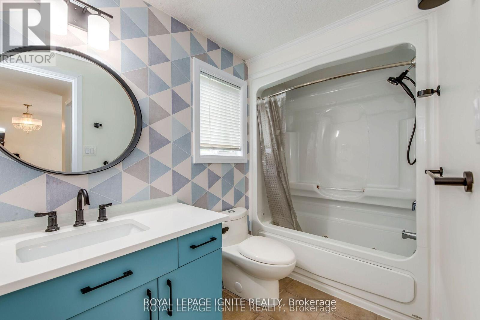 64 Templewood Drive, Kitchener, Ontario  N2R 1X3 - Photo 28 - X13624770