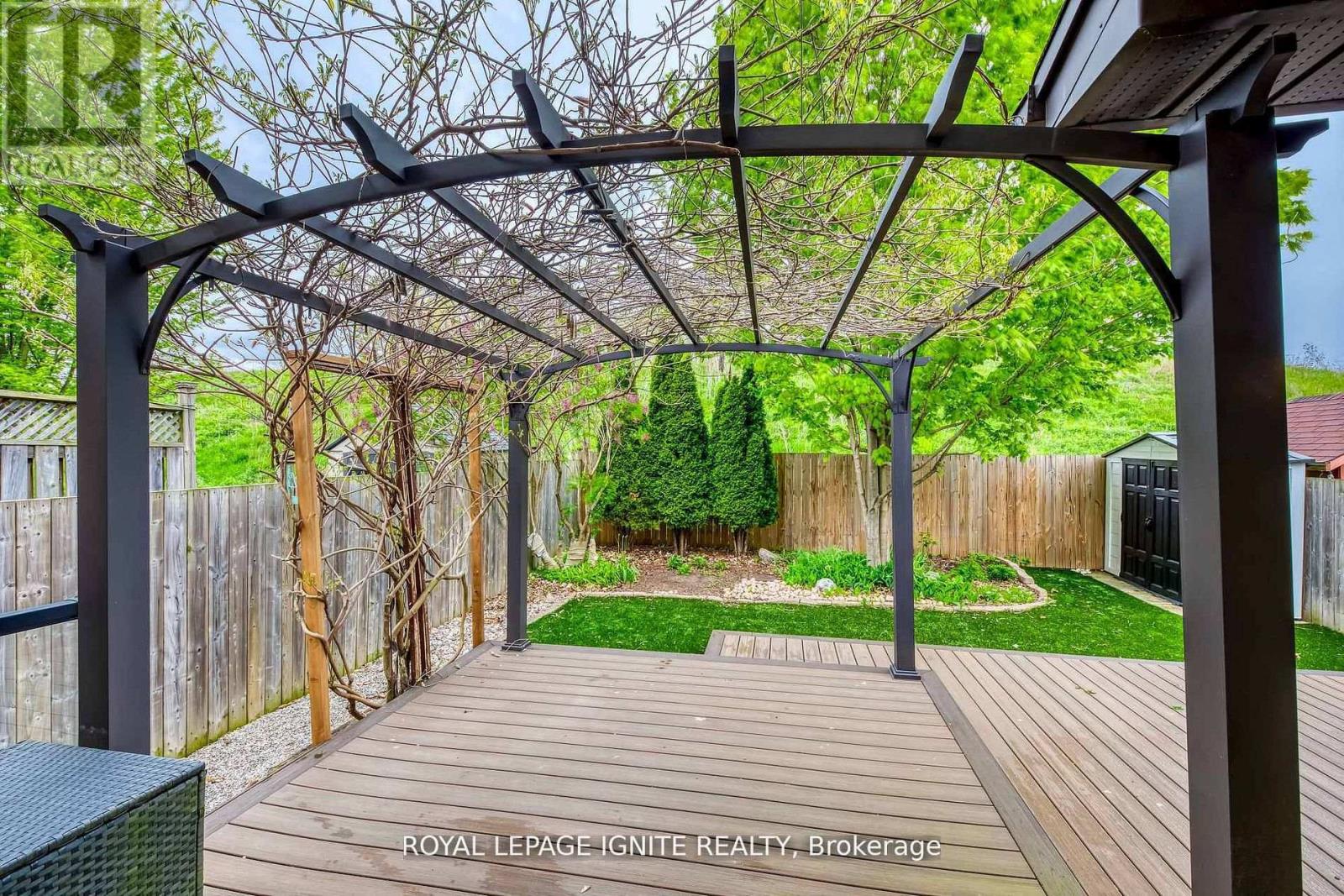 64 Templewood Drive, Kitchener, Ontario  N2R 1X3 - Photo 44 - X13624770