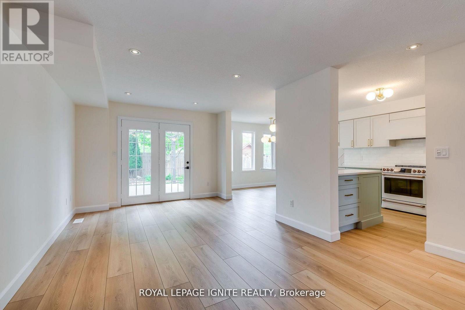 64 Templewood Drive, Kitchener, Ontario  N2R 1X3 - Photo 8 - X13624770