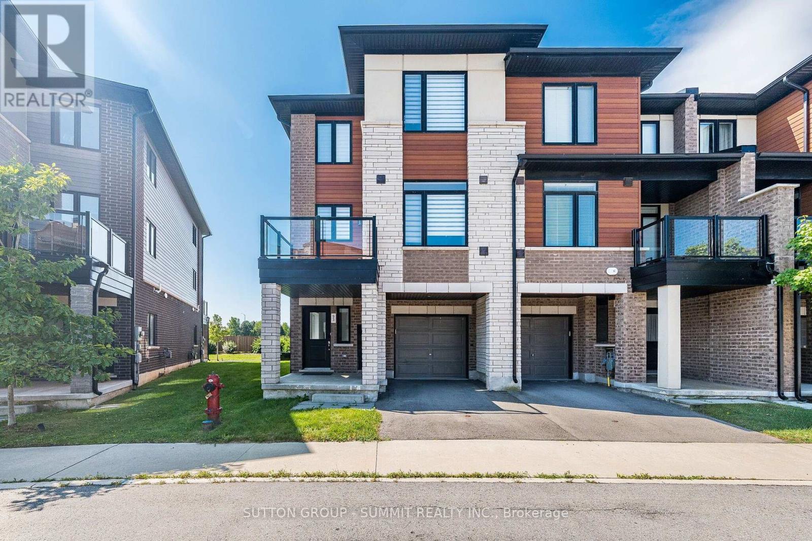 93 - 590 North Service Road, Hamilton, Ontario  L8E 0K5 - Photo 1 - X13624774