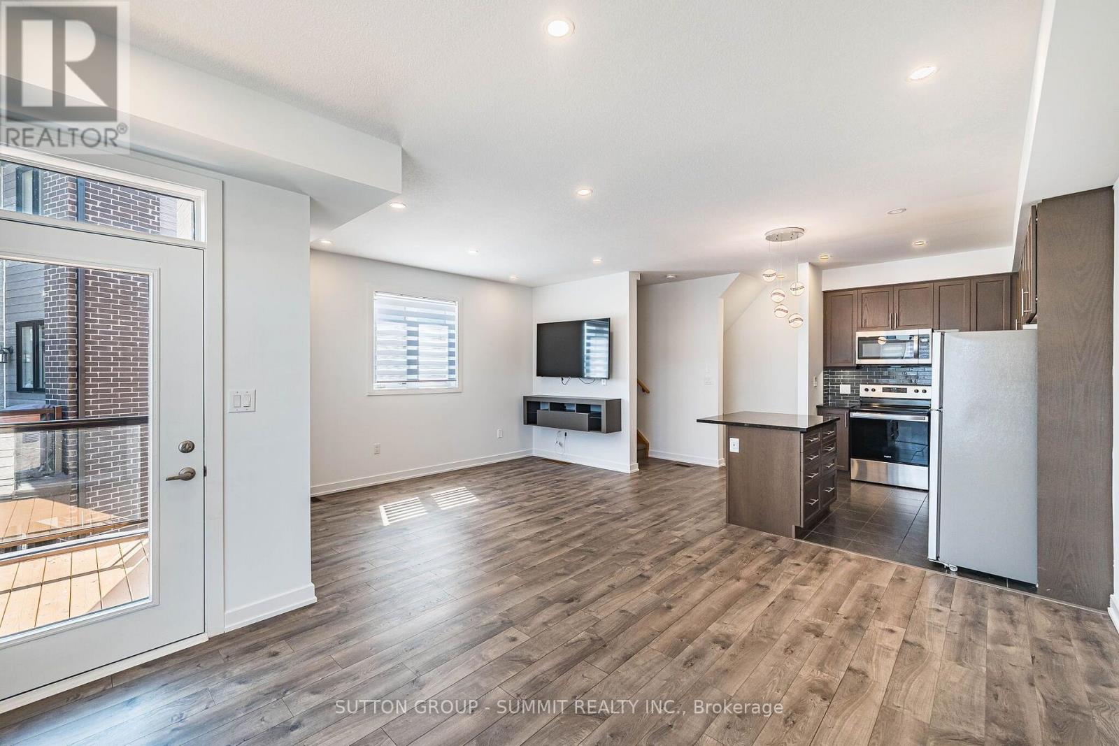 93 - 590 North Service Road, Hamilton, Ontario  L8E 0K5 - Photo 13 - X13624774