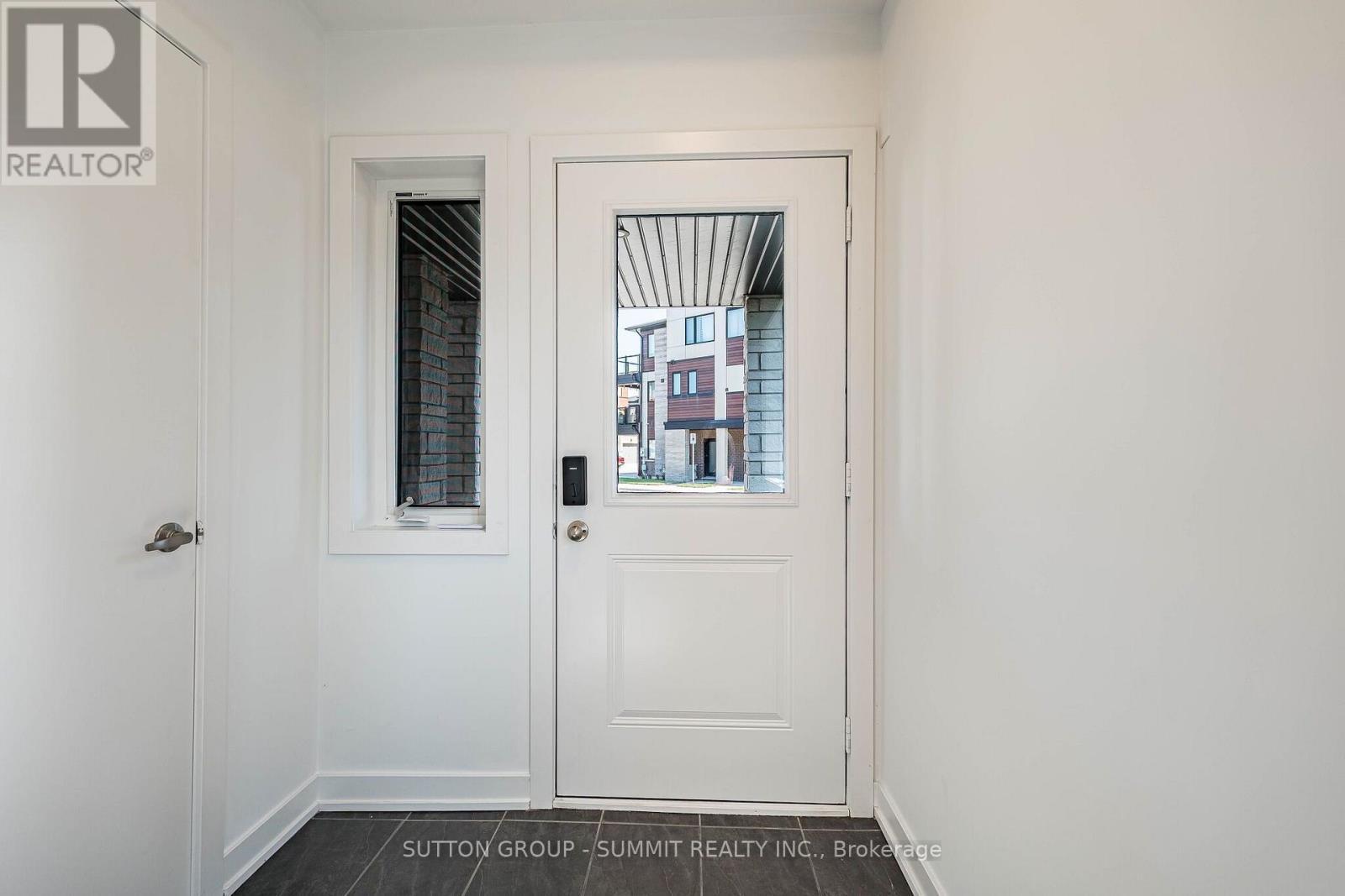 93 - 590 North Service Road, Hamilton, Ontario  L8E 0K5 - Photo 7 - X13624774