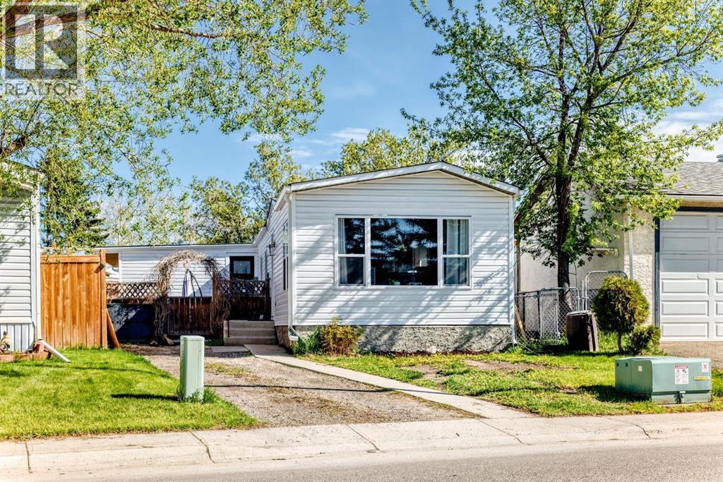 124 BIG SPRINGS Drive SE, Airdrie, Alberta