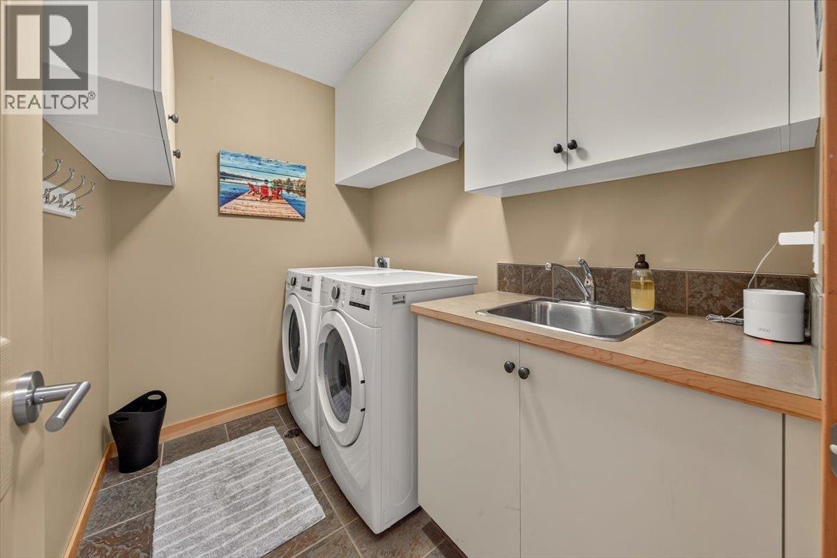925 Lakeview Meadows Glen Unit# 17, Windermere, British Columbia  V0A 1K3 - Photo 33 - 10395917