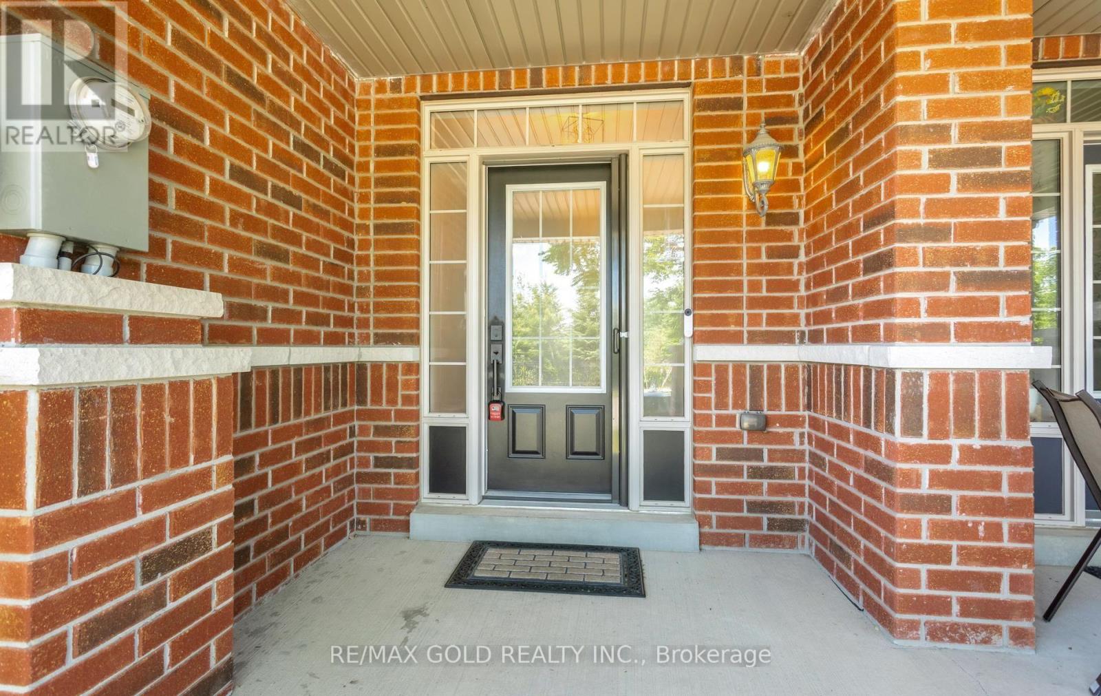 112 Hanson Crescent, Milton, Ontario  L9T 2X5 - Photo 2 - W13624748