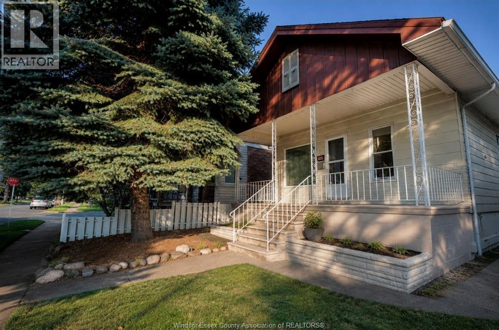 415 Grove, Windsor, Ontario N9A 6G3 - Photo 1 - 26018503