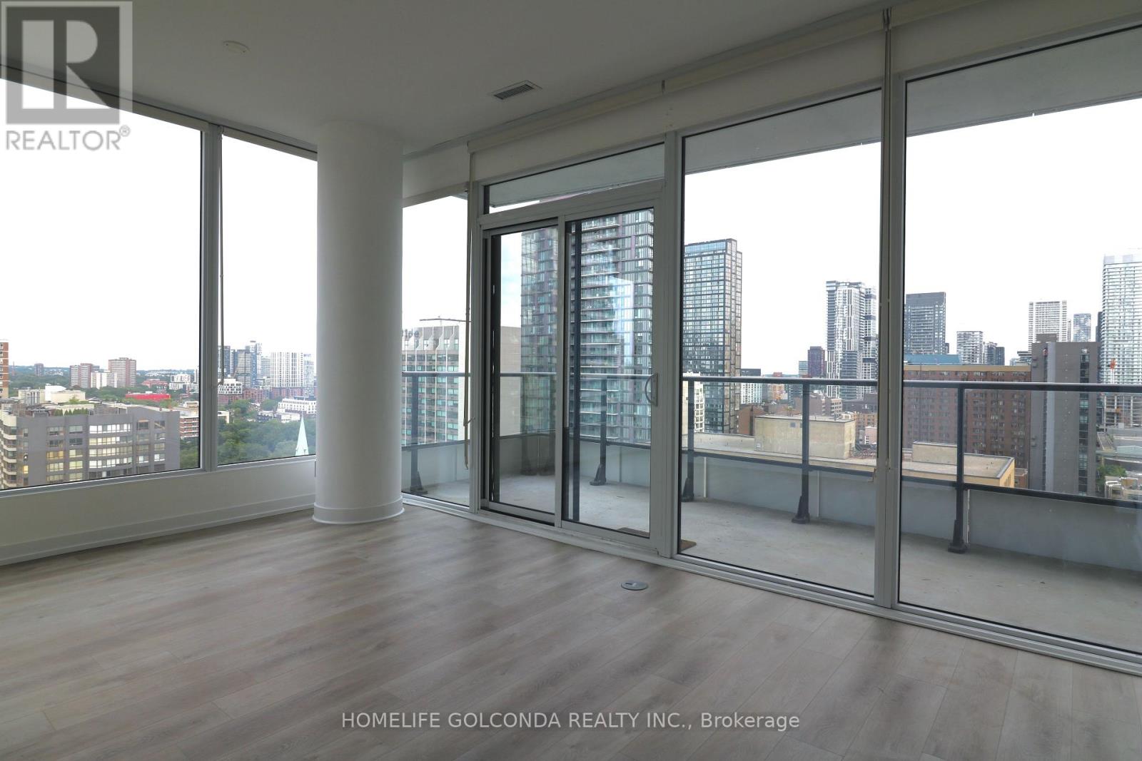 2216 - 85 Wood Street, Toronto, Ontario  M4Y 0E8 - Photo 3 - C13589586