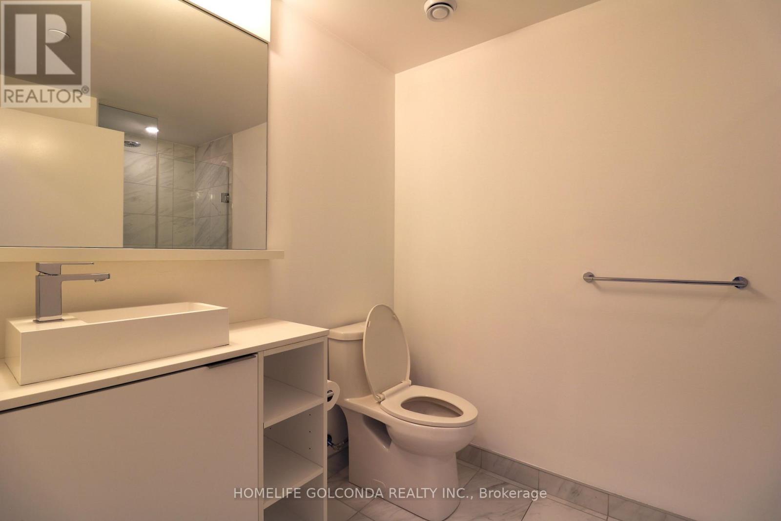 2216 - 85 Wood Street, Toronto, Ontario  M4Y 0E8 - Photo 10 - C13589586