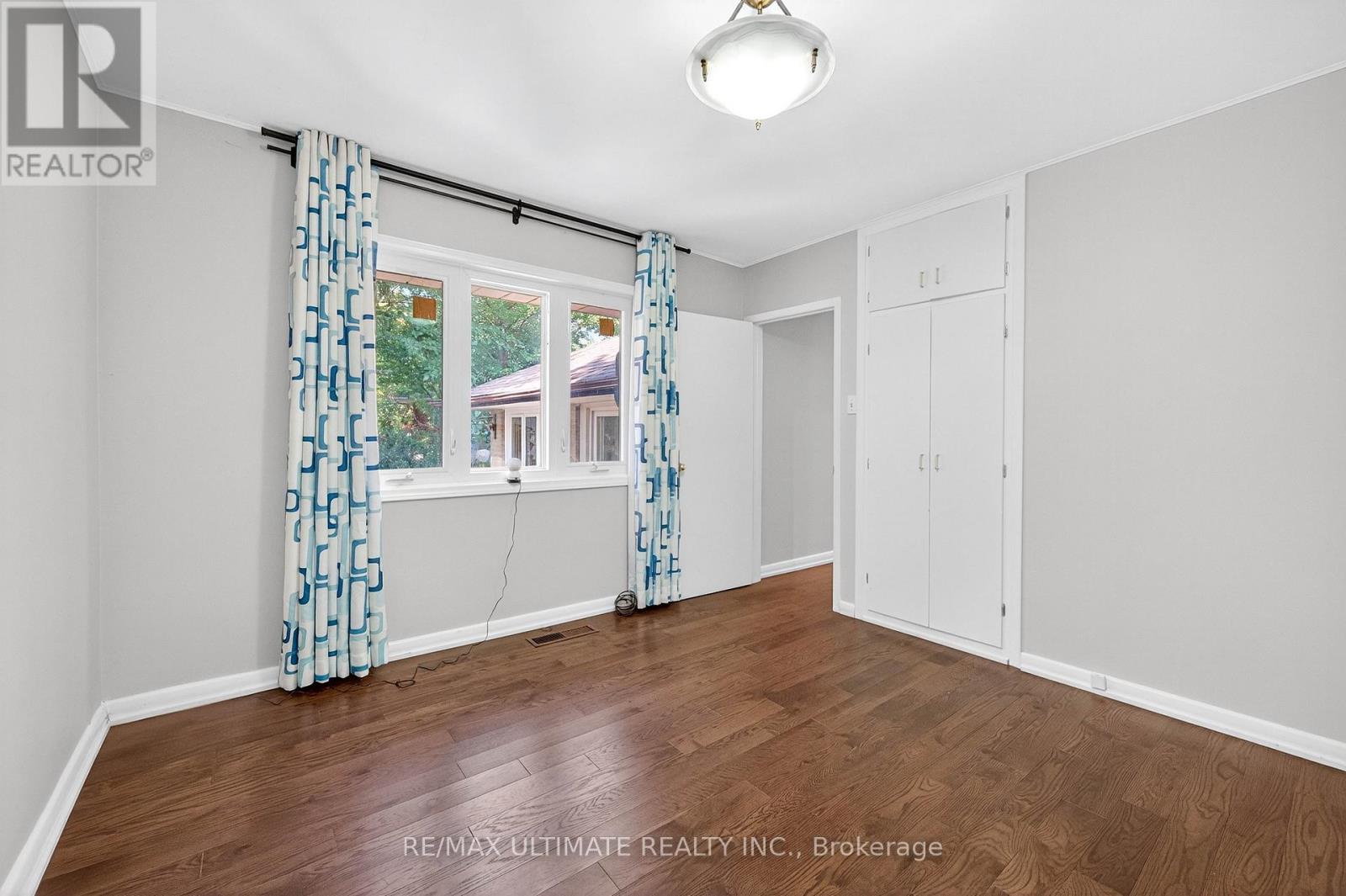 50 Charlemont Crescent, Toronto, Ontario  M1T 1M4 - Photo 18 - E13624828