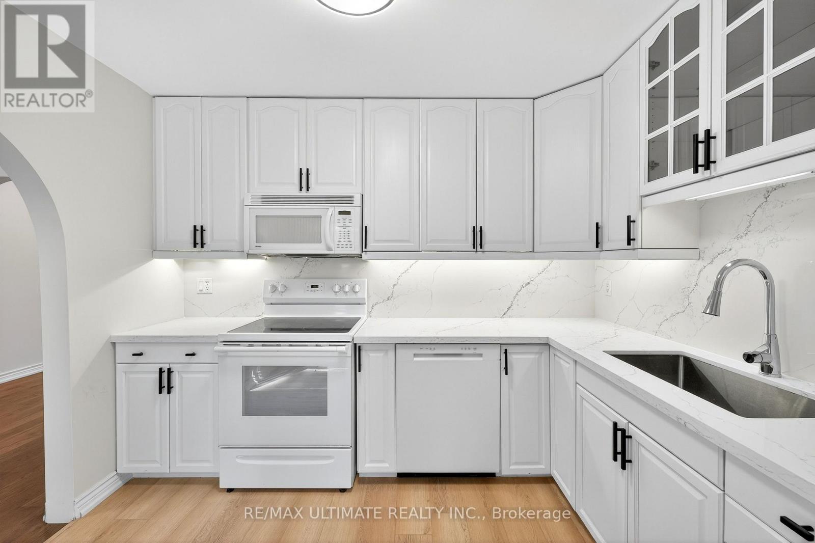 50 Charlemont Crescent, Toronto, Ontario  M1T 1M4 - Photo 13 - E13624828