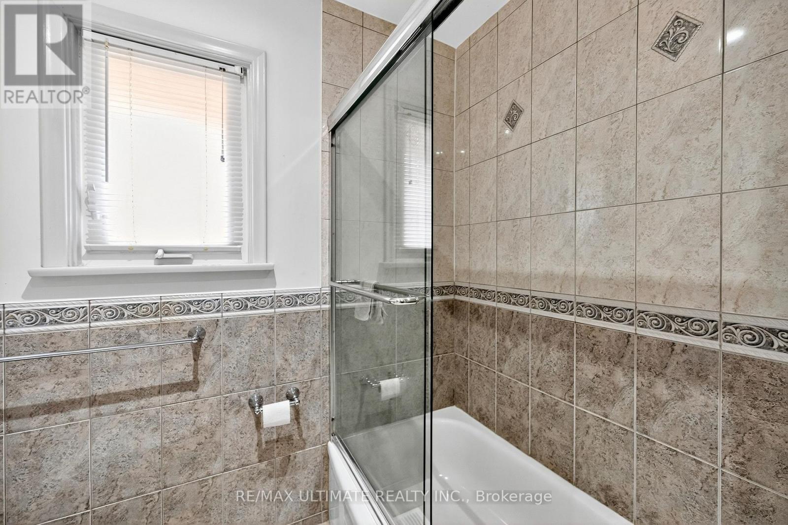 50 Charlemont Crescent, Toronto, Ontario  M1T 1M4 - Photo 20 - E13624828
