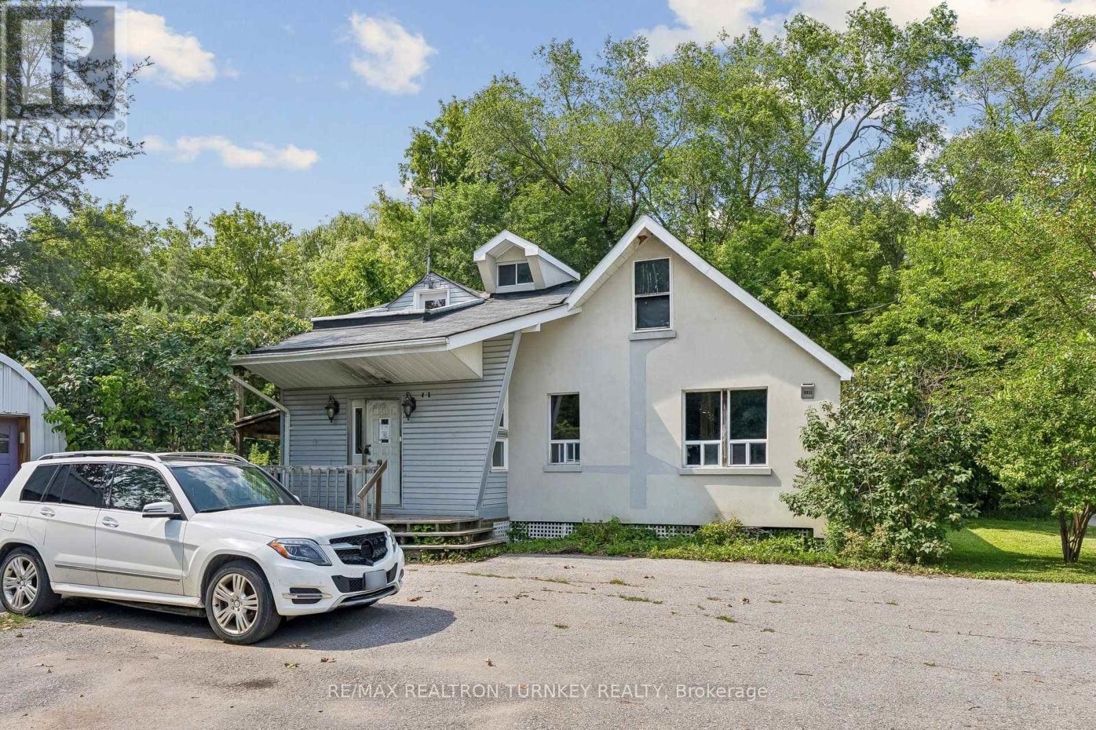 18930 Dufferin Street, King, Ontario  L3Y 4V9 - Photo 12 - N13610340