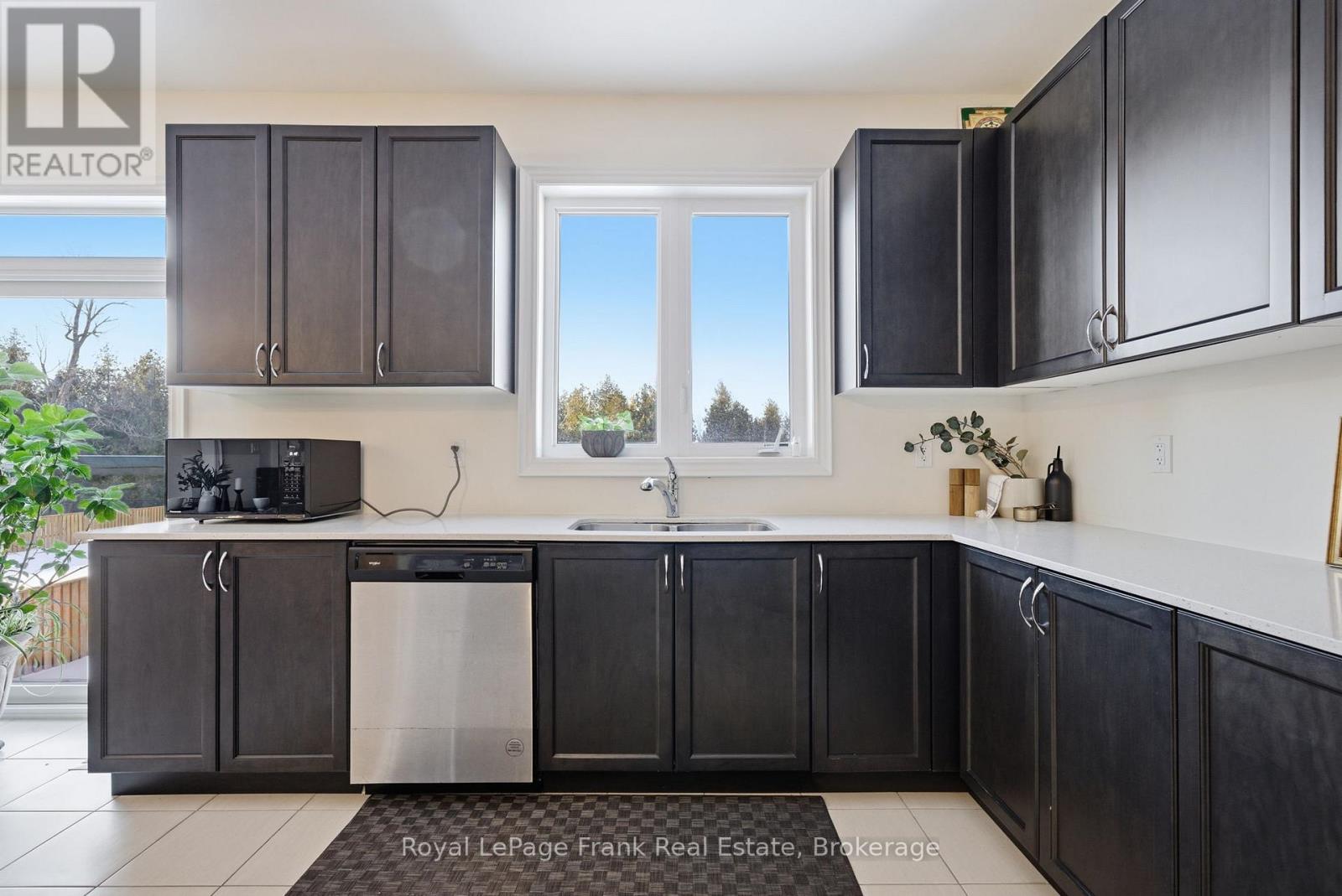 60 Hennessey Crescent, Kawartha Lakes, Ontario  K9V 0P3 - Photo 16 - X13624970