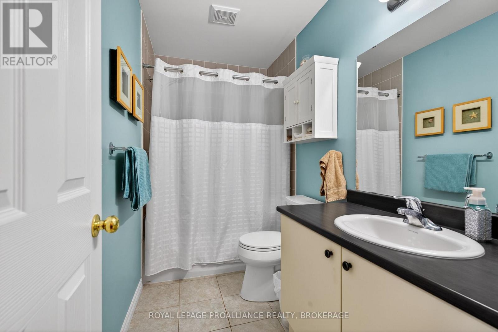146 Britannia Crescent, Loyalist, Ontario K0H 1G0 - Photo 15 - X13625096