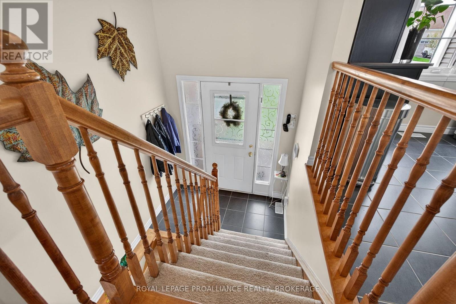 146 Britannia Crescent, Loyalist, Ontario K0H 1G0 - Photo 6 - X13625096