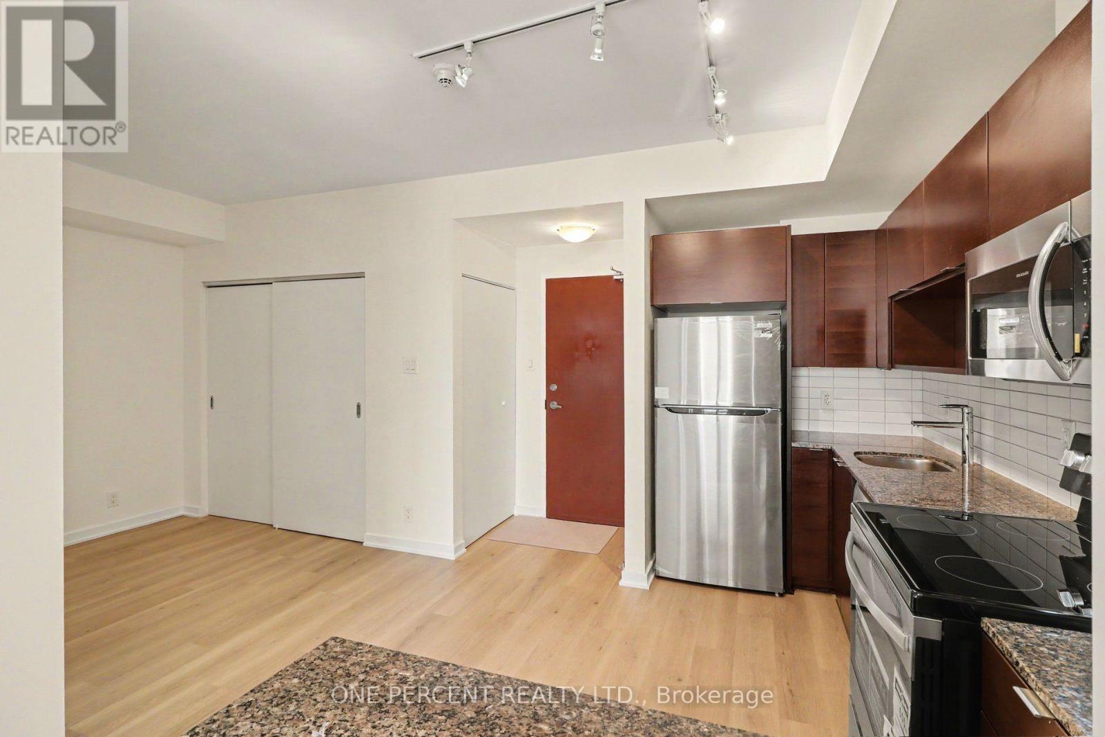 2008 - 324 Laurier Avenue W, Ottawa, Ontario  K1N 6P6 - Photo 2 - X13625122