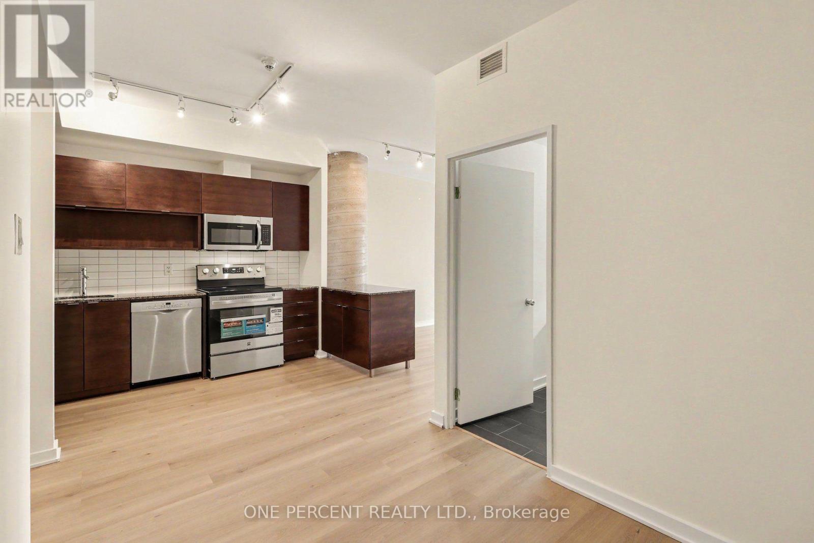 2008 - 324 Laurier Avenue W, Ottawa, Ontario  K1N 6P6 - Photo 4 - X13625122