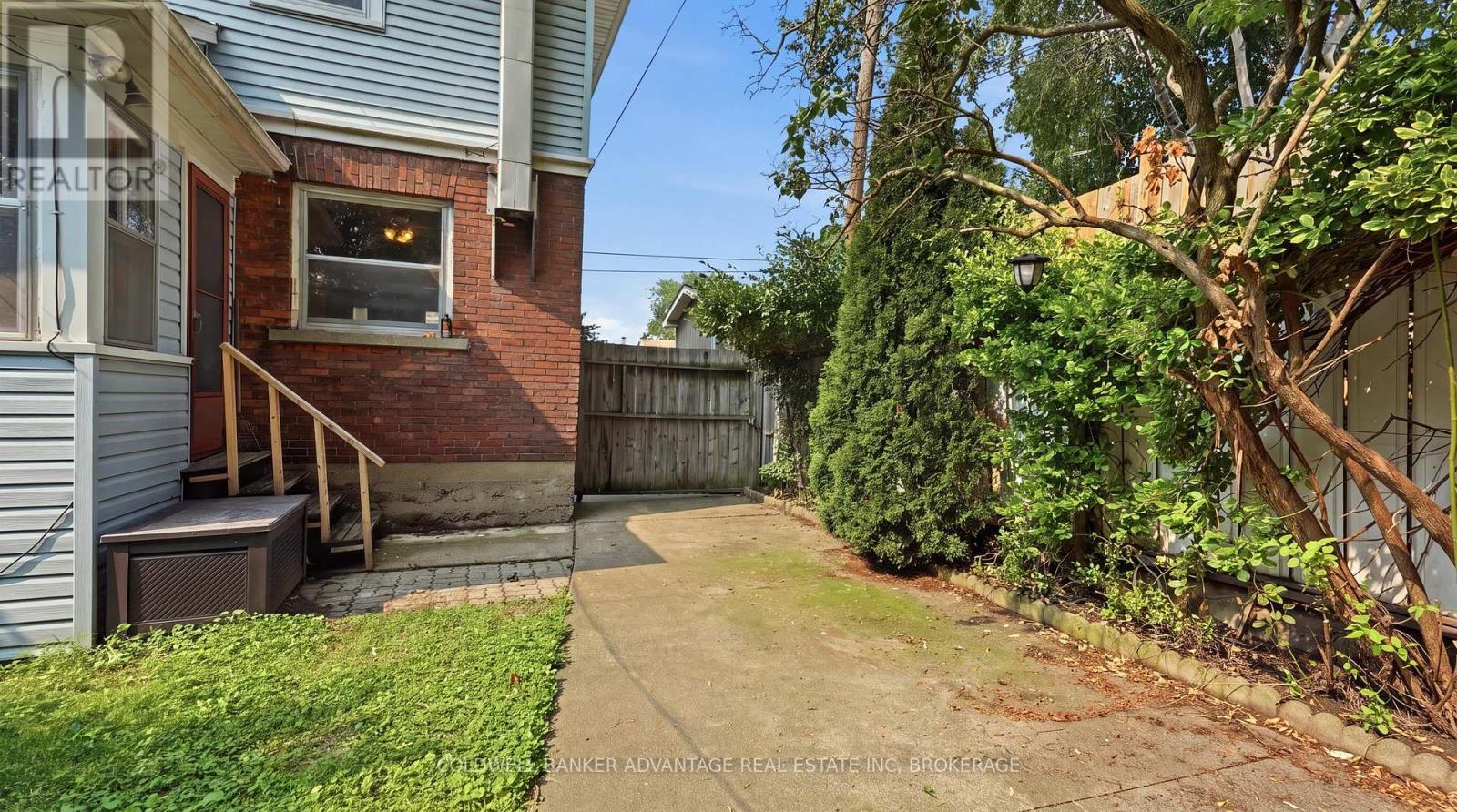 28 Dacotah Street, St. Catharines, Ontario  L2R 1Z4 - Photo 35 - X13625038