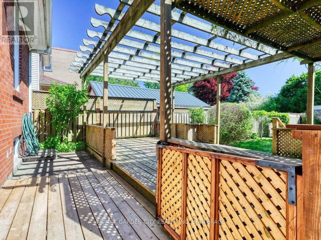 192a Ontario Street, St. Catharines, Ontario L2R 5L1 - Photo 4 - X13625094