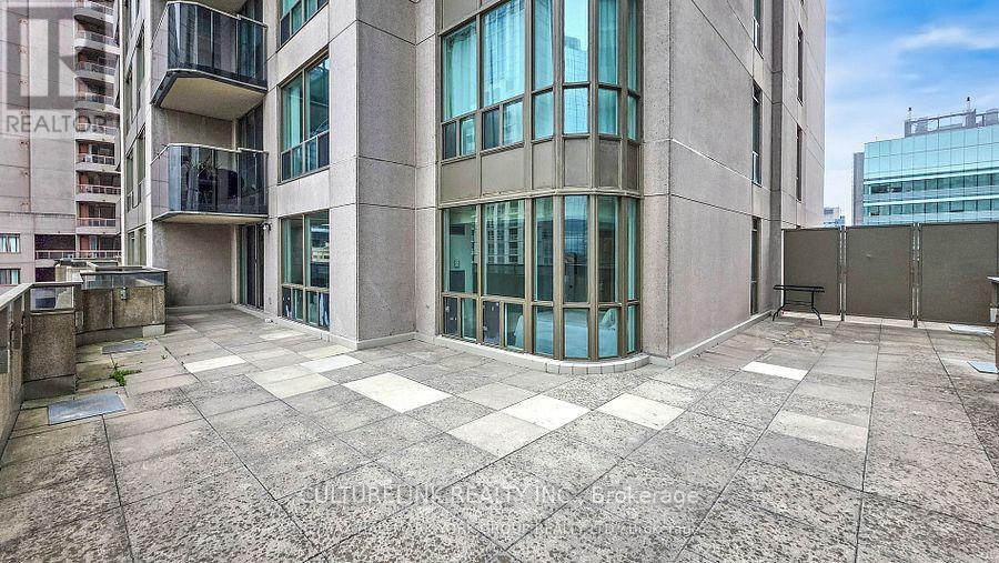 2307 - 750 Bay Street, Toronto, Ontario  M5G 1N6 - Photo 18 - C13625040