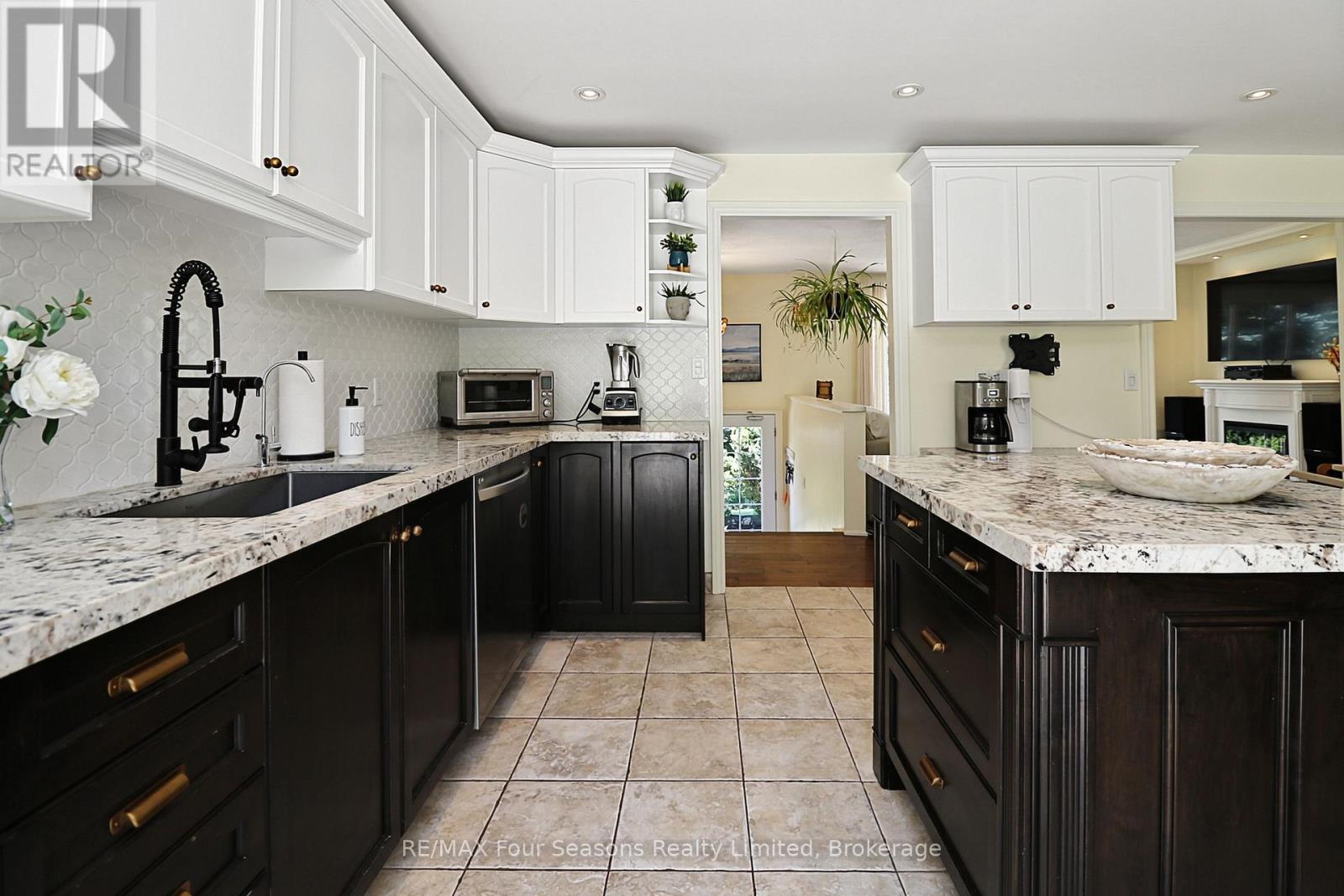 2756 Concession Rd 5, Adjala-Tosorontio, Ontario  L0G 1L0 - Photo 4 - N13625090