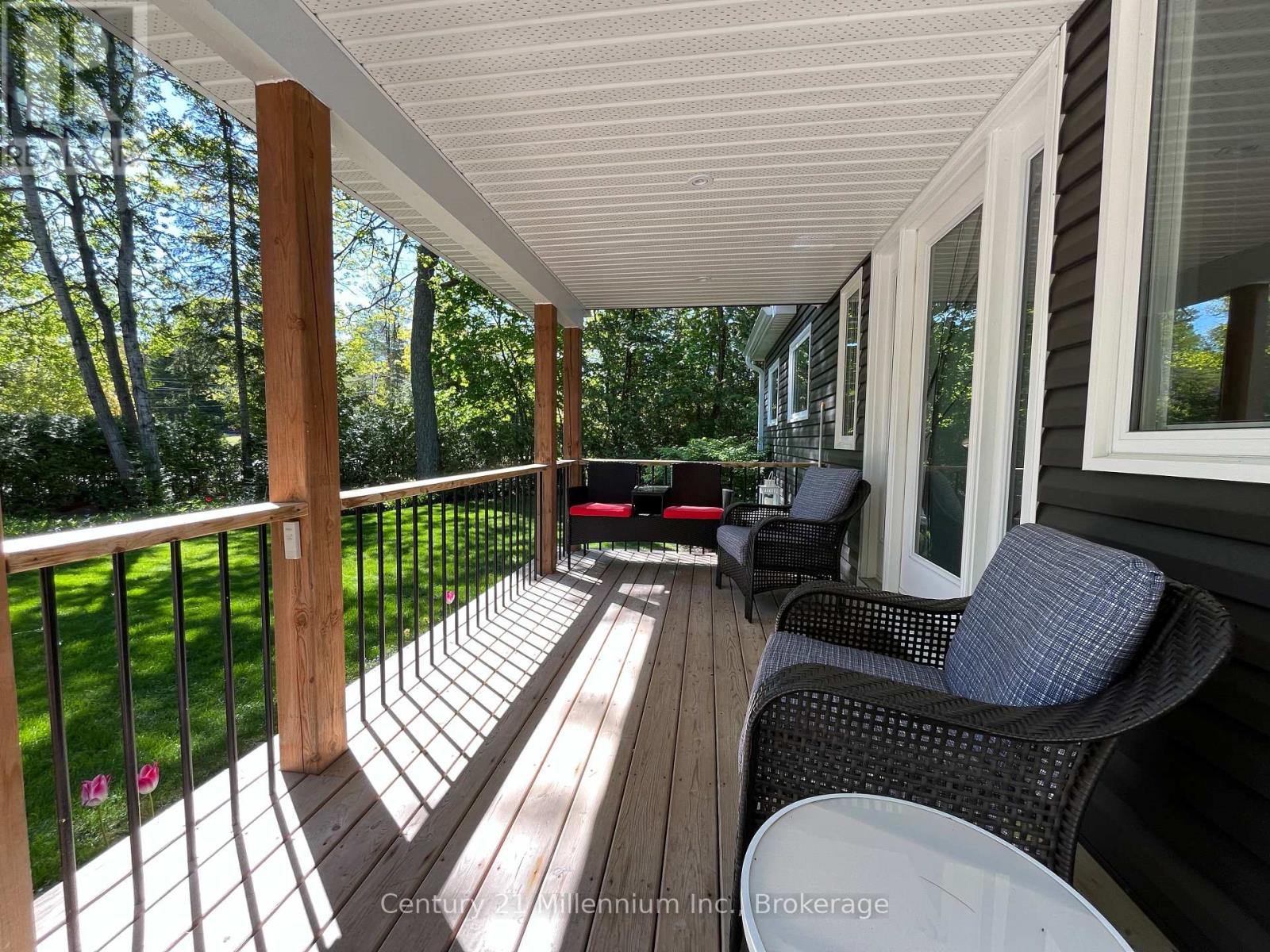 58 Cedarlane Drive, Wasaga Beach, Ontario  L9Z 2S1 - Photo 3 - S13625044
