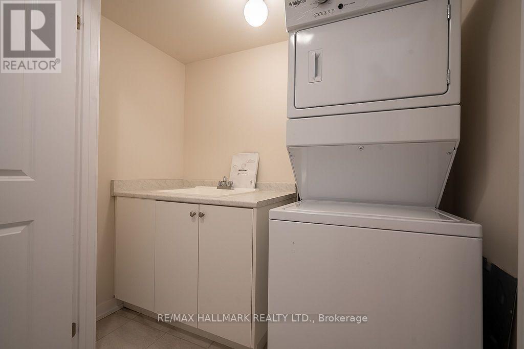 12 Dandara Gate SE, Vaughan, Ontario  L4L 1V8 - Photo 13 - N13625014