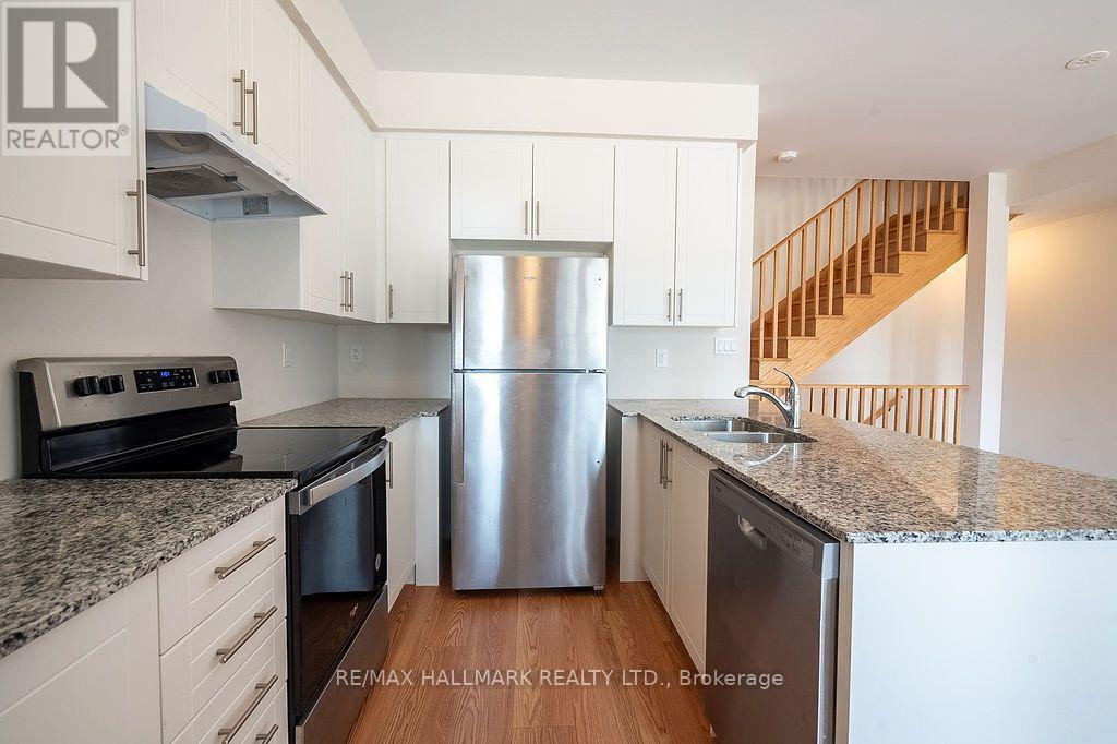 12 Dandara Gate SE, Vaughan, Ontario  L4L 1V8 - Photo 21 - N13625014