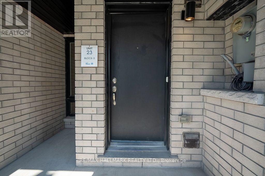 12 Dandara Gate SE, Vaughan, Ontario  L4L 1V8 - Photo 7 - N13625014