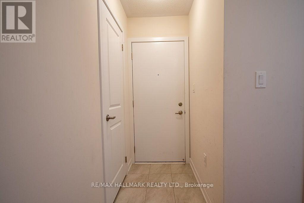 12 Dandara Gate SE, Vaughan, Ontario  L4L 1V8 - Photo 8 - N13625014