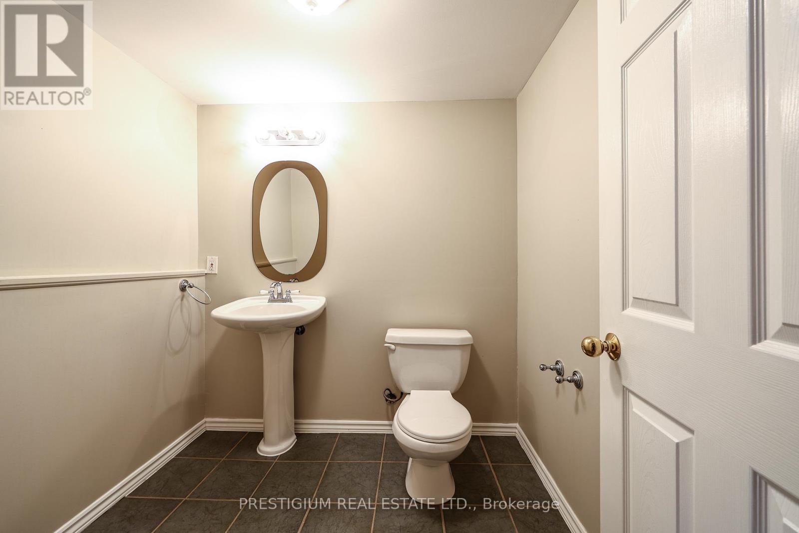 61 Addington Square, Markham (Unionville), Ontario  L3R 7N2 - Photo 35 - N13625016