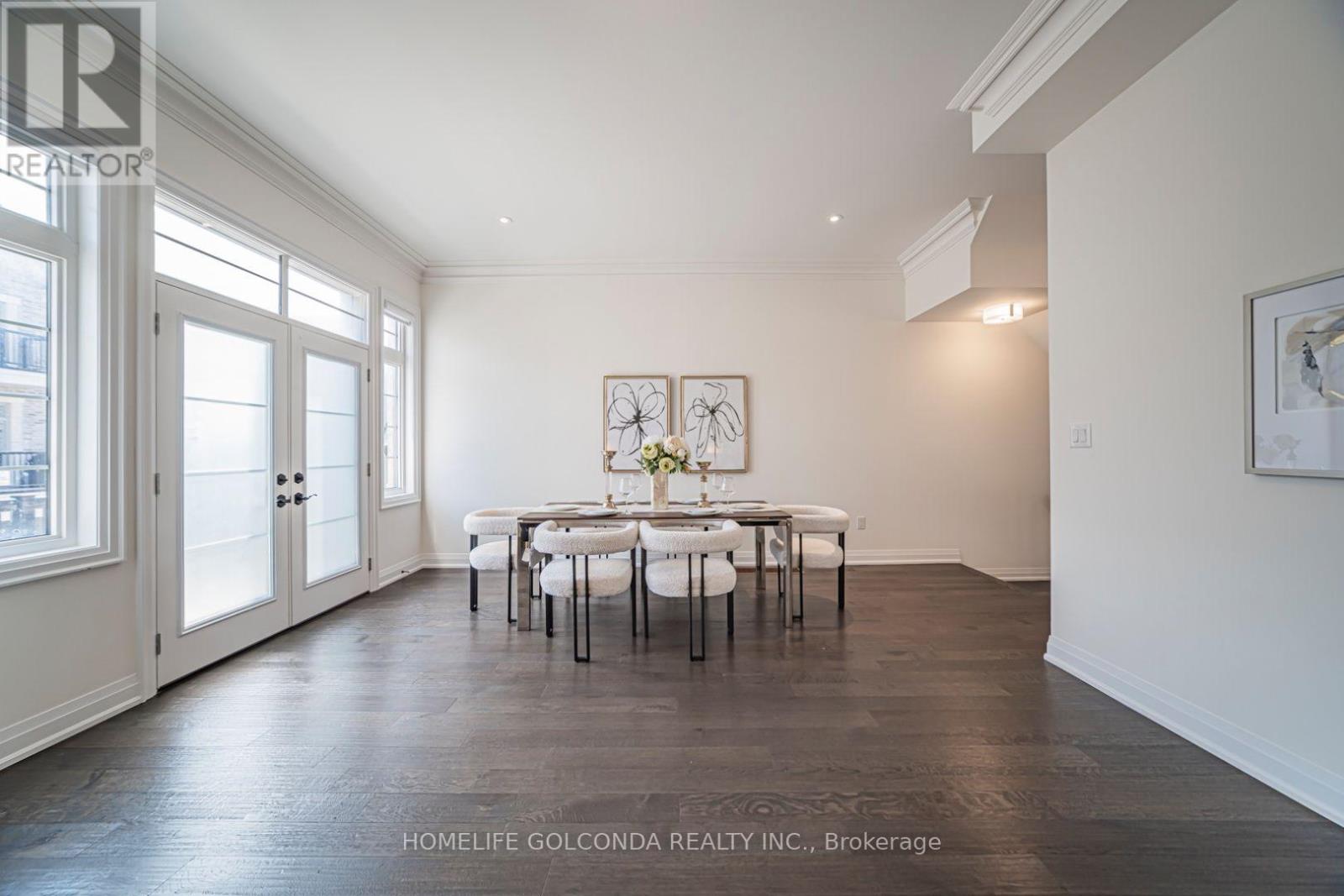 2 Silvermills Lane, Markham, Ontario  L6C 3L5 - Photo 9 - N13625030