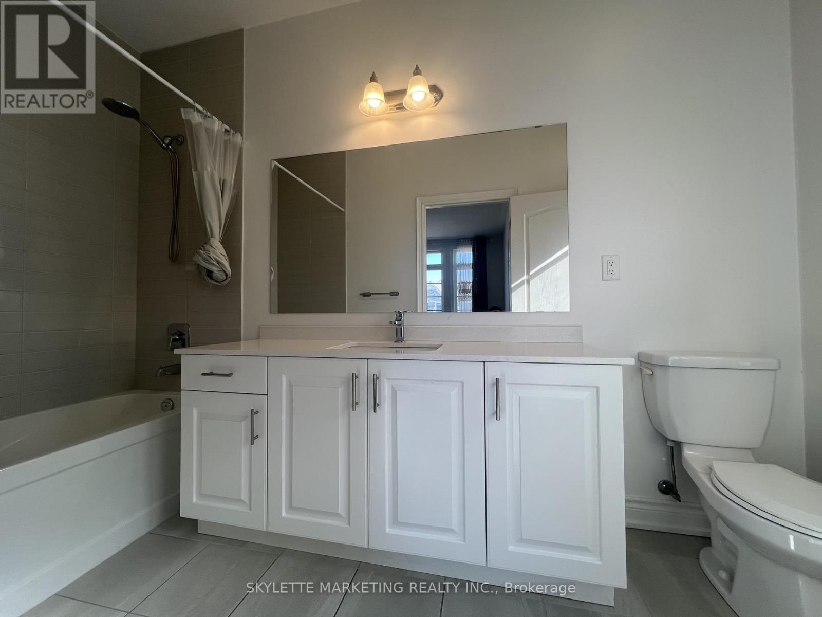 5 Beebalm Lane, East Gwillimbury, Ontario  L9N 0T4 - Photo 21 - N13625104