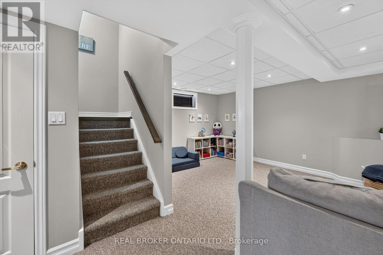35 Bloom Crescent, Barrie (Ardagh), Ontario L4N 0S8 - Photo 26 - S13625048