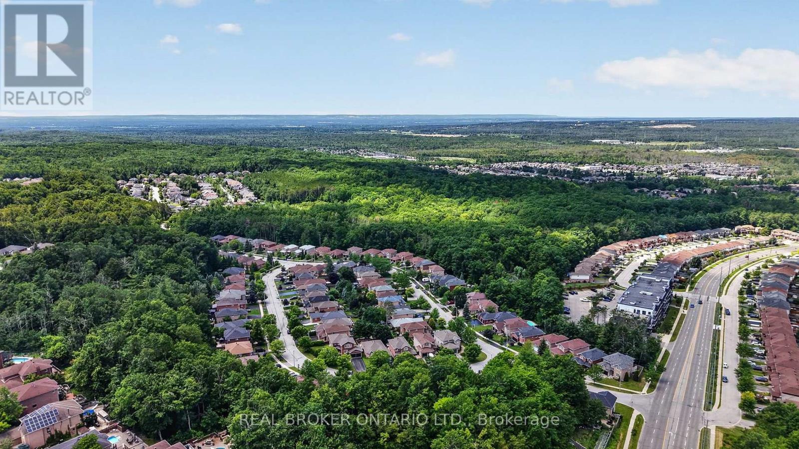 35 Bloom Crescent, Barrie (Ardagh), Ontario L4N 0S8 - Photo 40 - S13625048