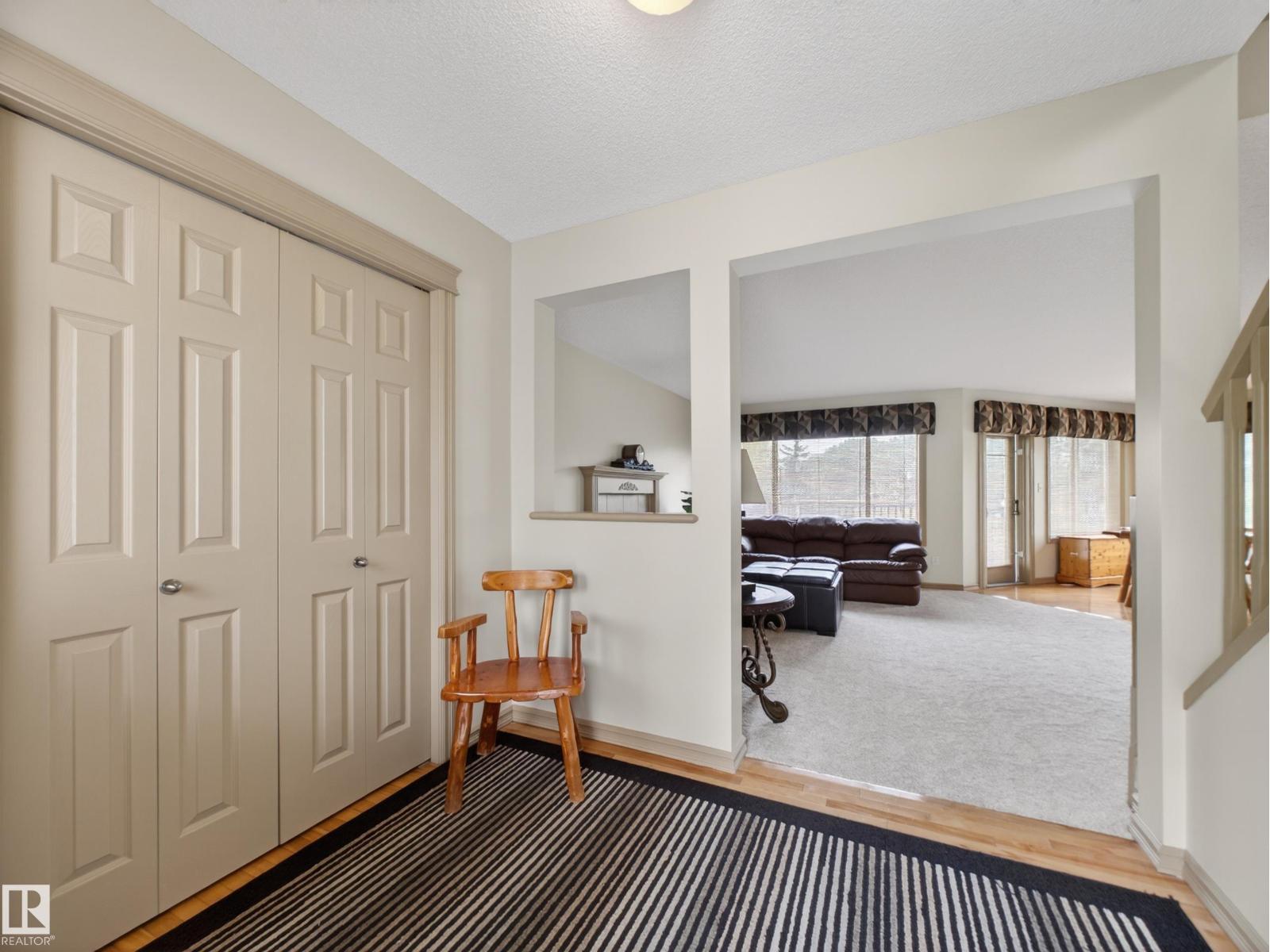 1381 Breckenridge Dr NW, Edmonton, Alberta  T8T 6M2 - Photo 16 - E4491859