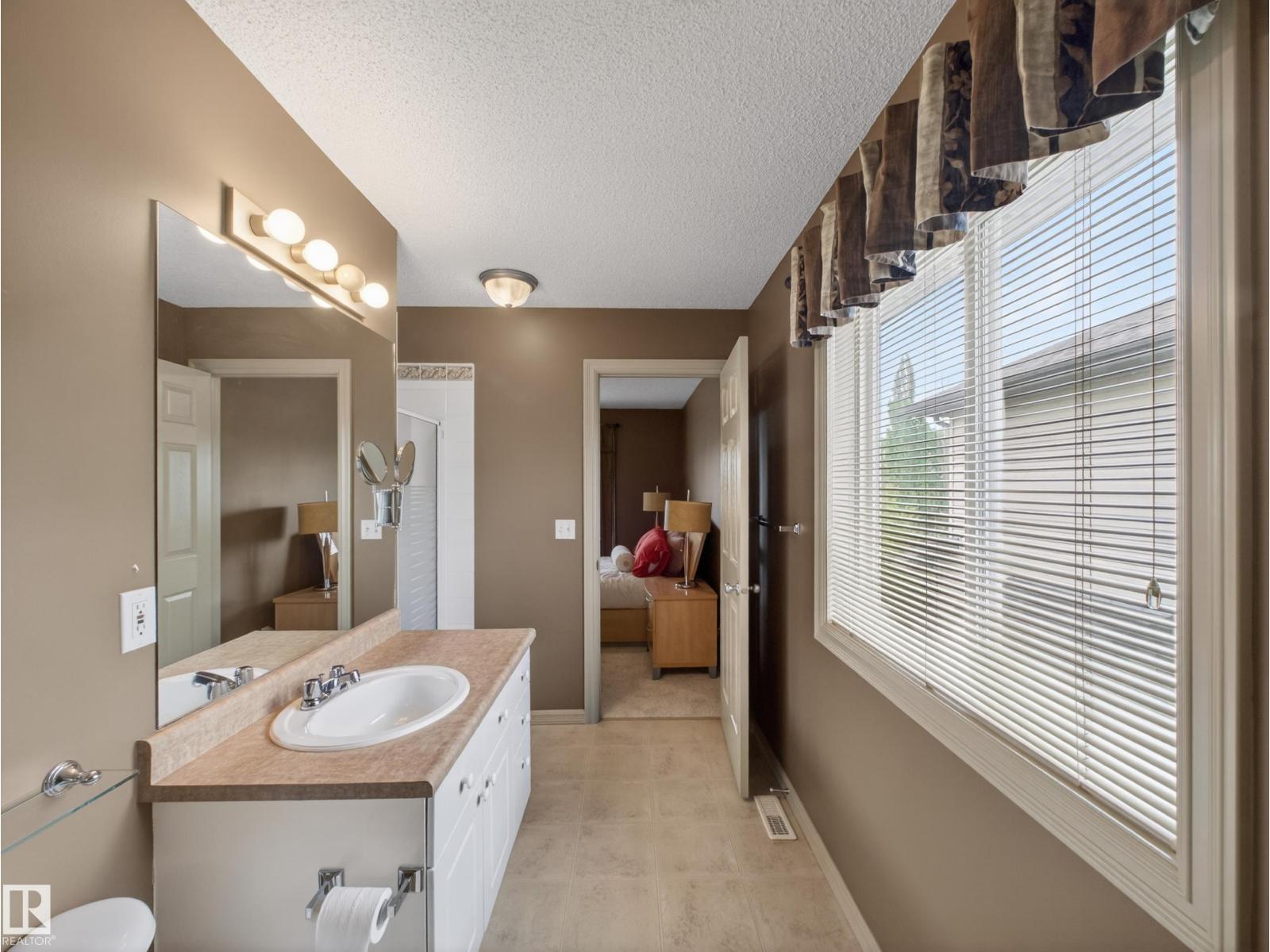 1381 Breckenridge Dr NW, Edmonton, Alberta  T8T 6M2 - Photo 37 - E4491859