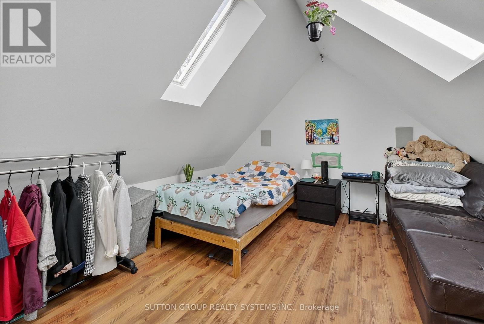 32 Green Lanes, Toronto, Ontario  M8Z 4V6 - Photo 21 - W13624996