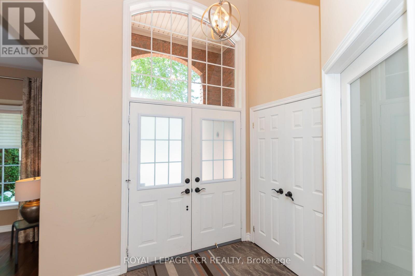7 Putney Road, Caledon, Ontario  L7C 1R4 - Photo 6 - W13625034
