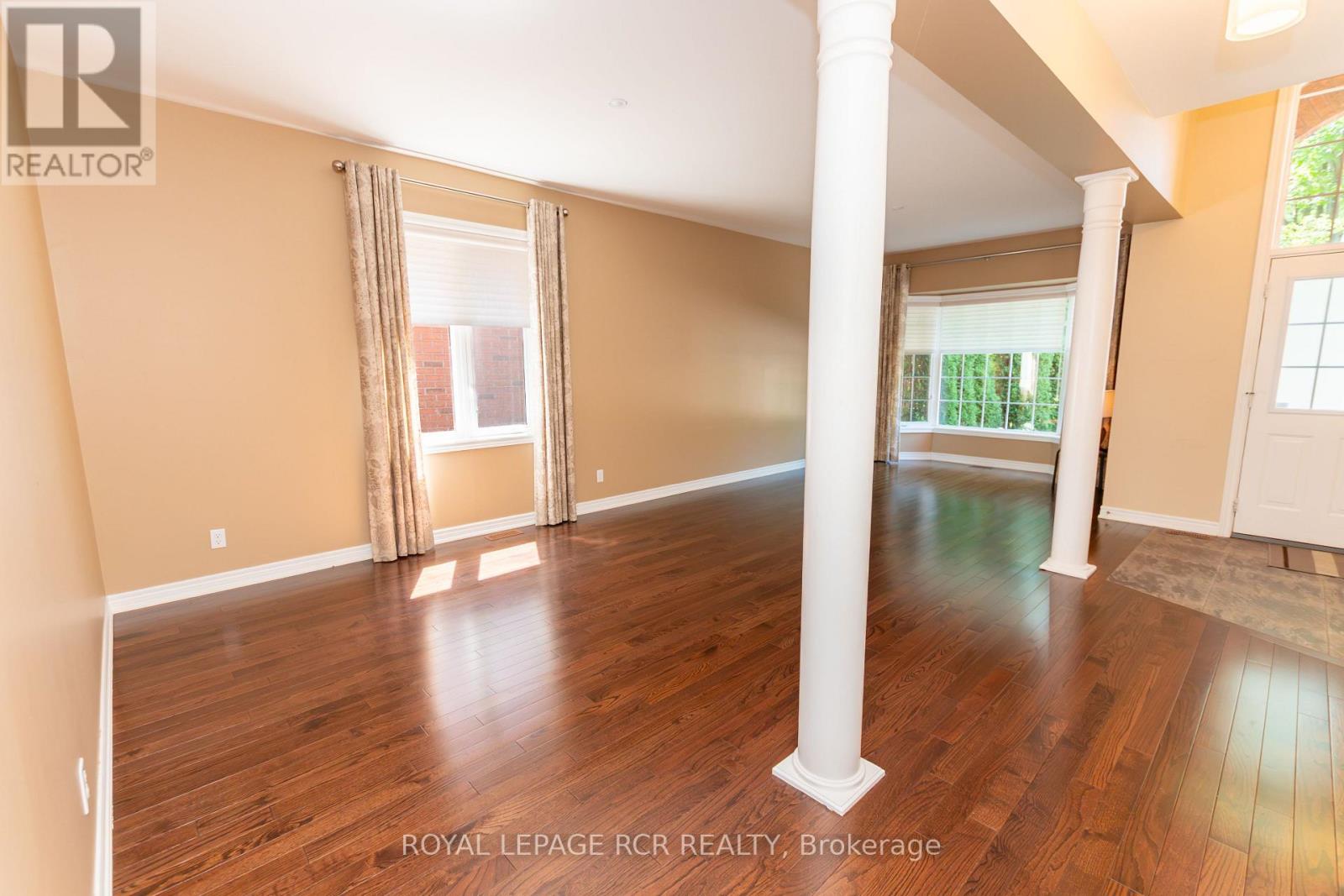 7 Putney Road, Caledon, Ontario  L7C 1R4 - Photo 8 - W13625034