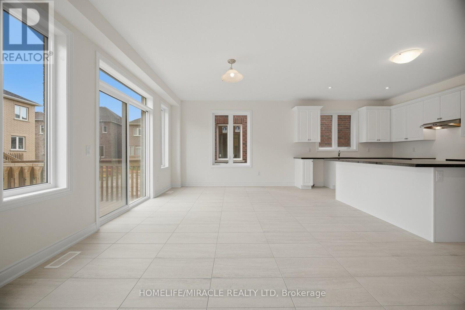 46 Stratford Drive, Caledon, Ontario L7C 4N4 - Photo 12 - W13625064