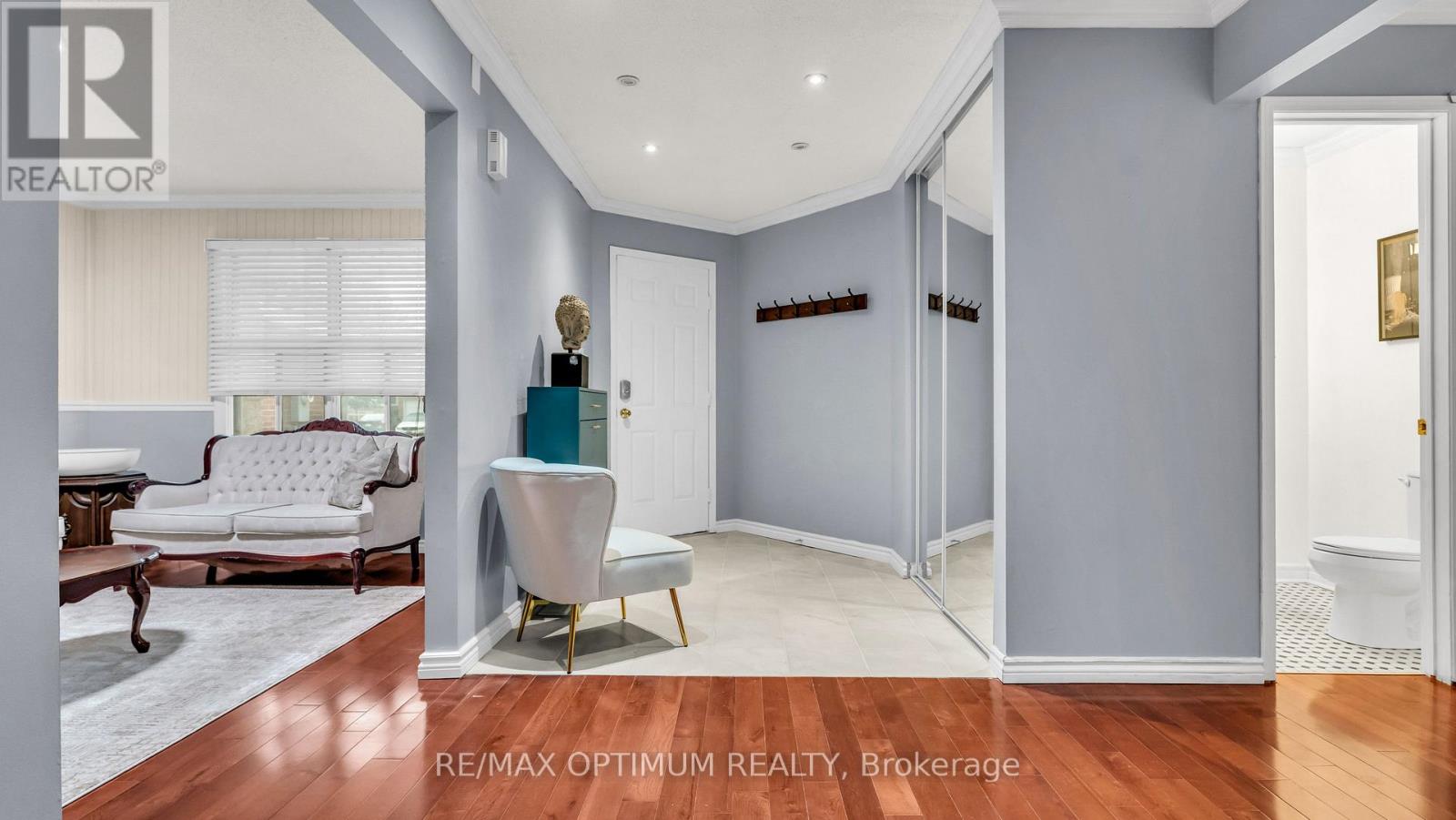 11 Donaldson Drive, Brampton, Ontario  L6Y 3H1 - Photo 4 - W13625076