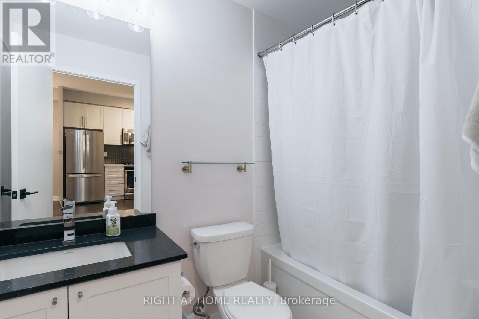 4611 - 4011 Brickstone Mews, Mississauga, Ontario  L5B 0G3 - Photo 13 - W13625086