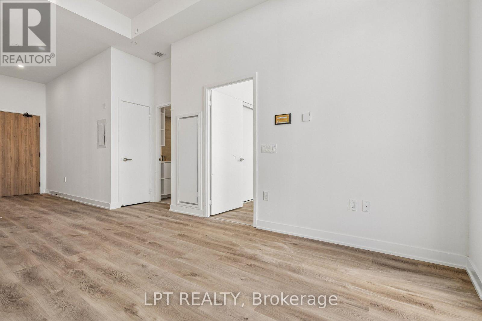 3207 - 1 Fairview Road E, Mississauga, Ontario  L5A 0B4 - Photo 12 - W13625110
