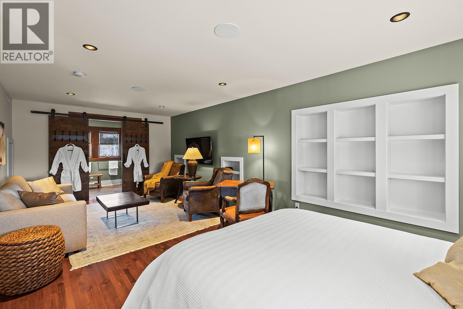 2673 Bath Street, Kelowna, British Columbia  V1Y 1M3 - Photo 45 - 10385668