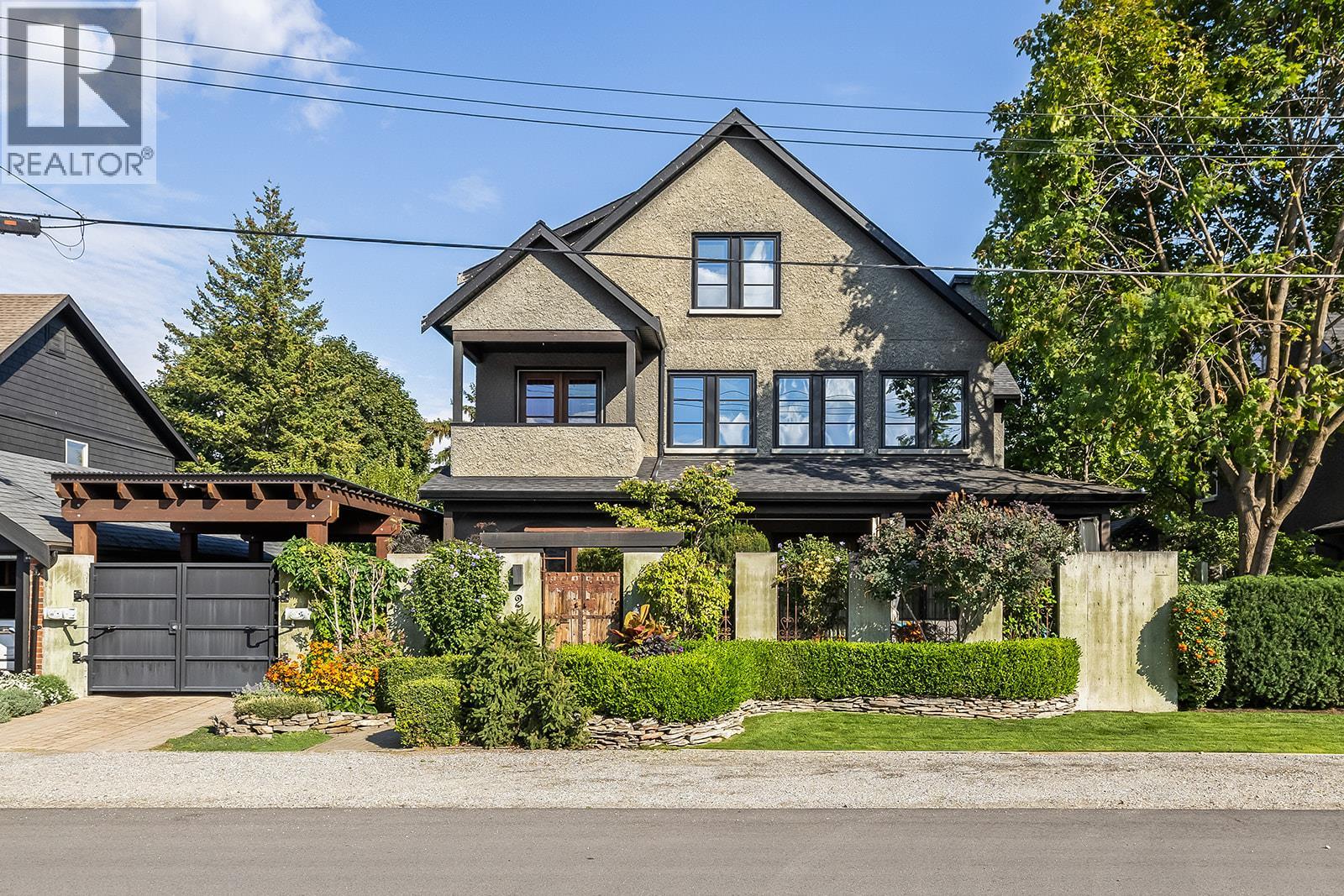 2673 Bath Street, Kelowna, British Columbia