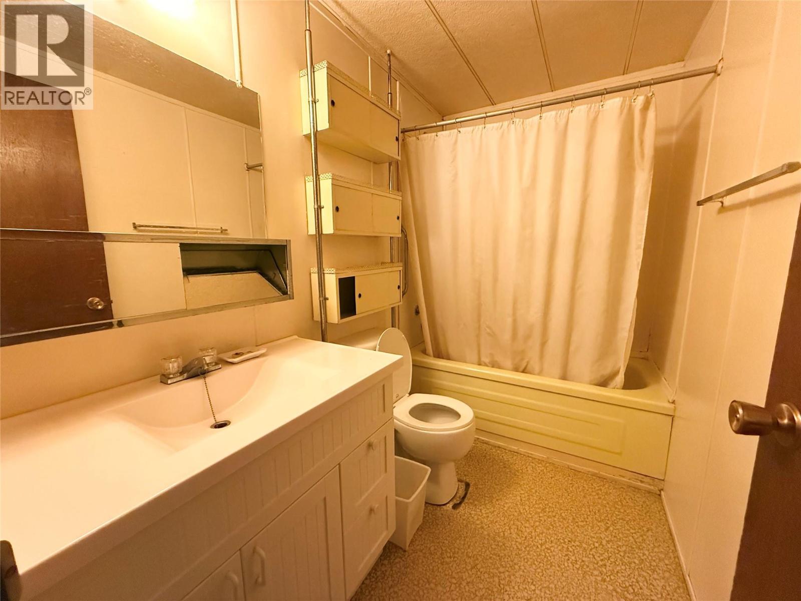 1226 Houston Street, Merritt, British Columbia  V1K 1E1 - Photo 13 - 10390379